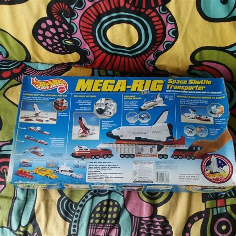 Hot Wheels Mega Rig Space Shuttle Transporter Hobbies And Toys Toys