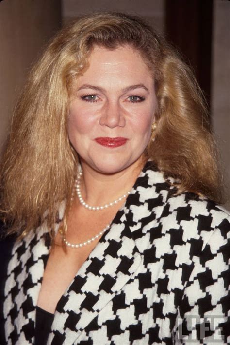 Kathleen Turner Kathleen Turner Foto 32038363 Fanpop