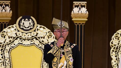 Malaysia's king sultan abdullah sultan ahmad shah has agreed to the appointment of former deputy prime minister muhyiddin yassin as the country's new prime minister, the national palace said on saturday. In pictures: Sultan Ahmad Shah formally takes over as ...