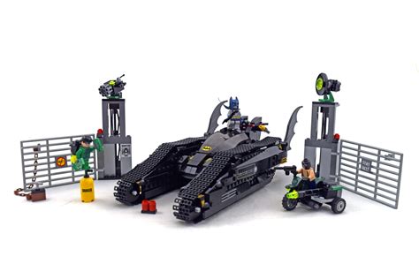 The Bat Tank The Riddler And Banes Hideout Lego Set 7787 1