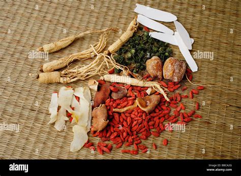 Chinese Medicinal Herbs Still Life Stock Photo Alamy