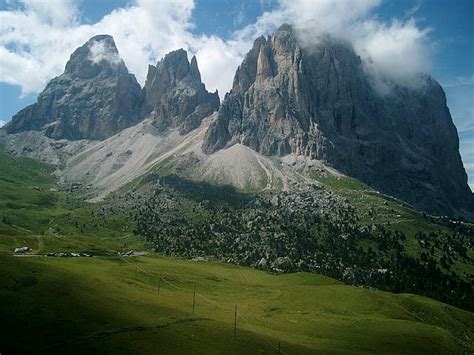 The Italian Alps Or Dolomites Choosing Your Mountains In Italy