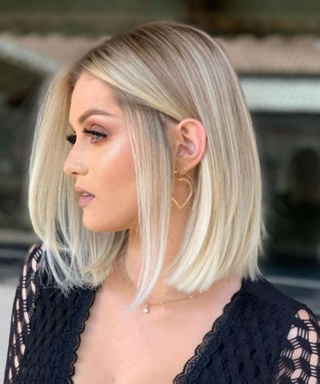 Medium length hair shows women's personality like no other style! Blonde haircuts 2020