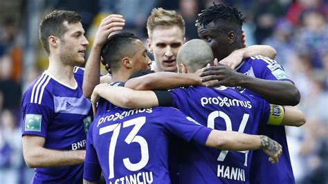 Gaëtan hendrickx participa no seu 4º jogo na prova (4ª vez em que actua como suplente utilizado). Anderlecht, Charleroi, Mouscron: les verdicts de la ...