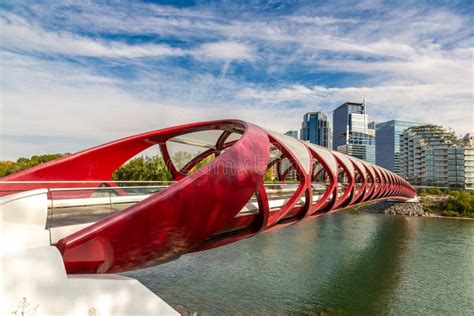 Peace Bridge In Calgary Editorial Stock Image Image Of America 190396984