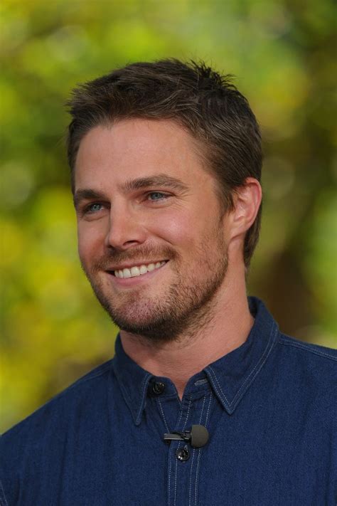 20 Superhot Stephen Amell Moments That Will Make You Swoon Stephen Amell Arrow Steven Amell