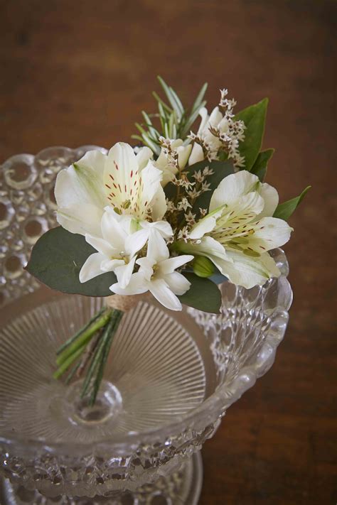 It's safe to say that covid took over 2020. March Wedding Flowers | March wedding flowers, British ...
