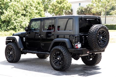 Jeep Wrangler Unlimited Sport Soft Top