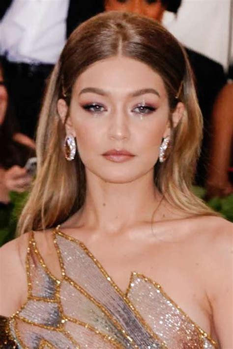 Gigi Hadid Straight Light Brown All Over Highlights Hairstyle Steal