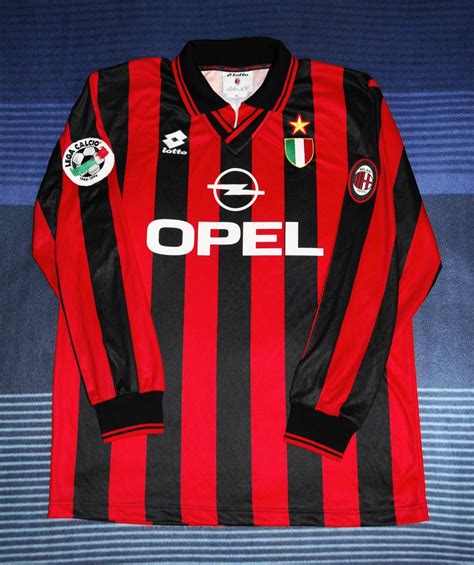 Visit the ac milan official website: AC Milan Home football shirt 1996 - 1997. Sponsored by Opel