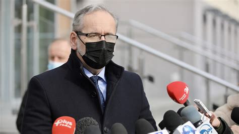 Obostrzenia w polsce po 1 lutego. Koronawirus. Kiedy nowe obostrzenia? Zapowiedź konferencji ...