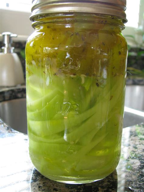 Перец hungarian yellow wax hot. Motown Maiden: Food: Hungarian Hot Wax Peppers in Oil