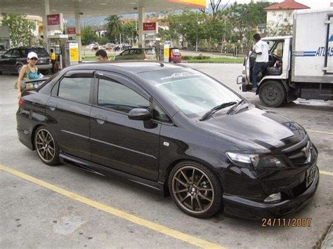 Dunia Modifikasi: Galery Foto Modifikasi Mobil Honda City Terbaru