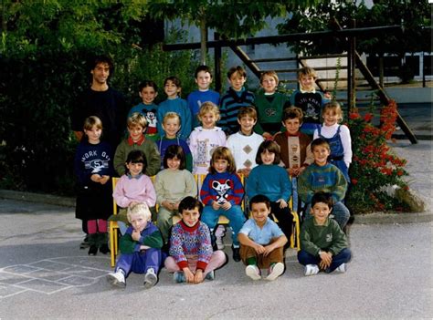 Photo de classe CE1 de 1991, ECOLE SIMIANE COLLONGUE  Copains d'avant