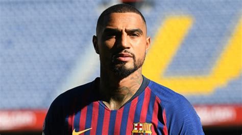 Uefa champions league‏подлинная учетная запись @championsleague 2 апр. Kevin-Prince Boateng makes 'dream' loan move to Barcelona ...