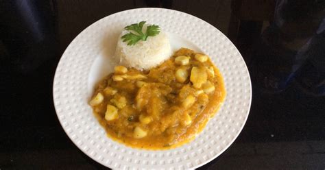 Existen muchas versiones del locro, entre estas tenemos el locro de zapallo, una versión muy antigua y es una de las que se mantienen en la actualidad. Locro de Zapallo Receta de romagalagarza- Cookpad