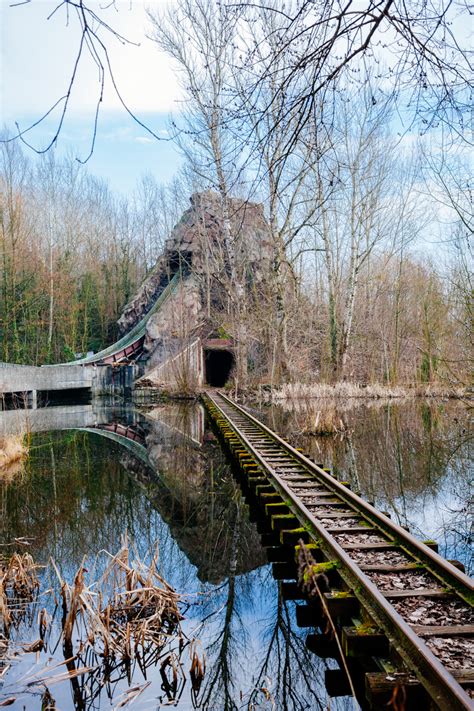 Explore An Abandoned Amusement Park Decaying On The