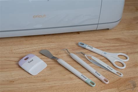 How To Use Basic Cricut Tools Anikas Diy Life