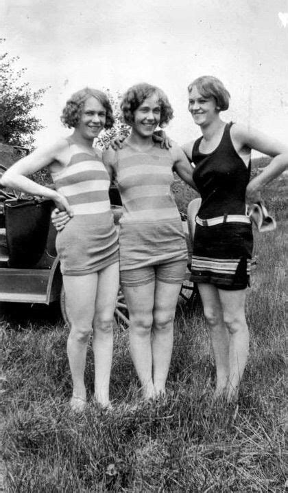 Bathing Beauties Bathing Costumes Roaring Twenties Vintage Photos