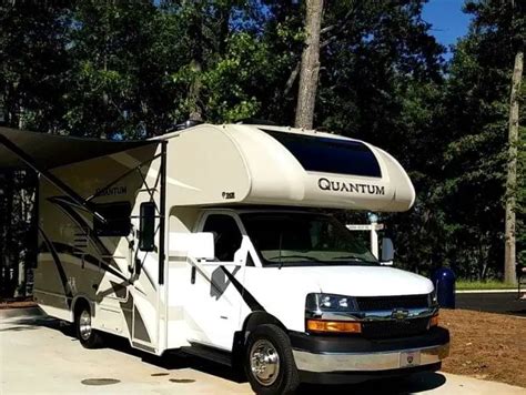 15 Best Class C Rv Under 25 Feet For Camping In 2022