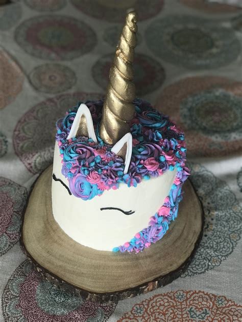 Unicorn Cake Fondant Horn And Ears Gold Luster Dust Vanilla Buttercream Made By Stephanie