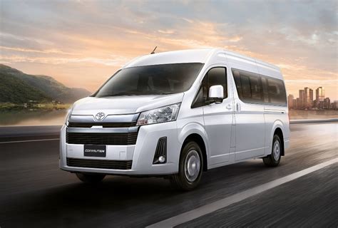 2019 Toyota Commuter And Hiace Thai Prices And Specs