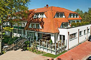 The hotel has a sun terrace and views of the garden, and guests can enjoy a meal at the restaurant. Ostseeheilbad Graal-Müritz | Hotels