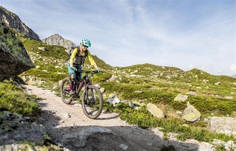 Biketour Furka Höhenweg (Urschner Höhenweg) | Luzern.com