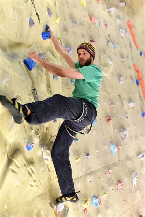 Climbing People In The Indoor Climbing Wall Stock Photo 15 Free Download
