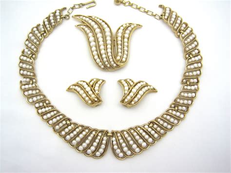Vintage Trifari Jewelry Set Gold And Pearl By Vintageinbloom
