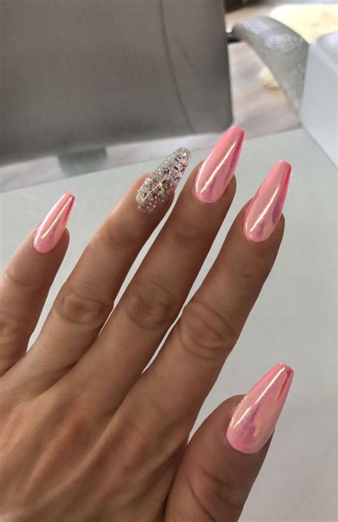 10 Elegant Rose Gold Nail Designs That You Should Try Ecemella