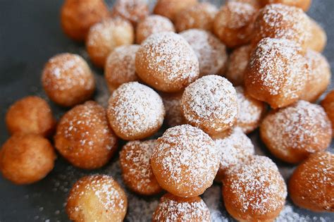 Mochi donuts aka pon de rings are all the rage in japan when it comes to donuts. Mochi donuts - Pon de Rings | Dans la lune