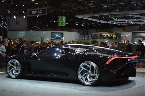 Bugatti La Voiture Noire Rear End Supercars Gallery