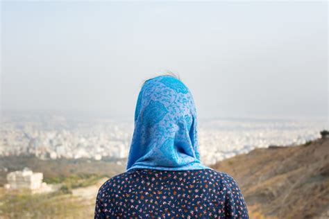 11 Things You Should Never Say To Someone Wearing A Hijab