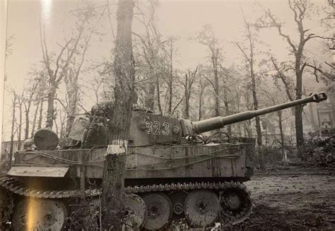Berlin Tiger Tank Wwii Photos Ww Tanks World War Ii Military
