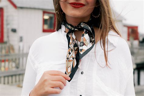 5 Ways To Wear A Silk Scarf This Summer The Coastal Confidence