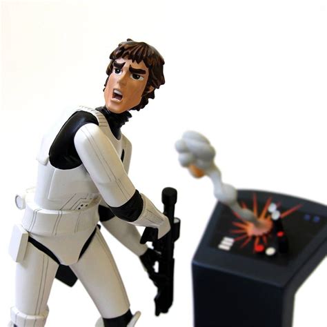Star Wars A New Hope Han Solo In Stormtrooper Armour Disguise Animated Maquette Statue By Gentle