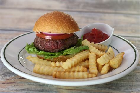 Crumble beef over mixture and mix well. Juicy Beef and Bacon Burgers Recipe