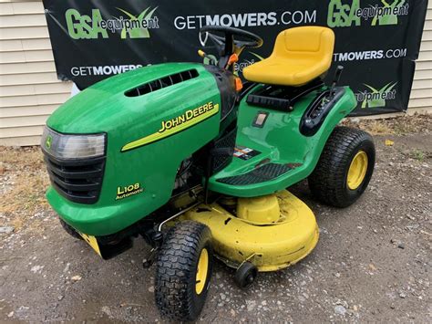 42in John Deere L108 Automatic Riding Lawn Tractor With 155hp Engine