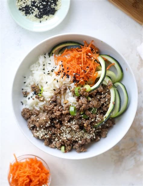 Put beef, kimchi, cucumber and the egg on the top of the noodles nicely. Korean Beef Bowls with Jasmine Rice and Zoodles - Cravings ...