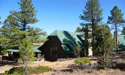 Three of the cabins have two queen beds, two have one king bed. Bryce Canyon Lodge, Utah National Park Lodging - AllTrips