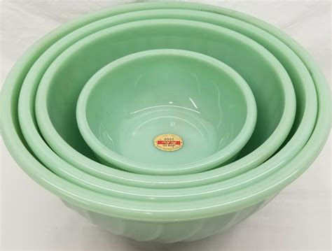 Set Of Fire King Jadeite Swirl Mixing Bowls Brand New