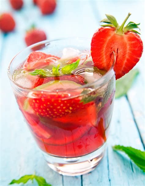 Cocktail mojito fraise pour 2 personnes