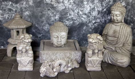 Buddha Head Fountain With Kamakura Buddha And Japanese Lantern With