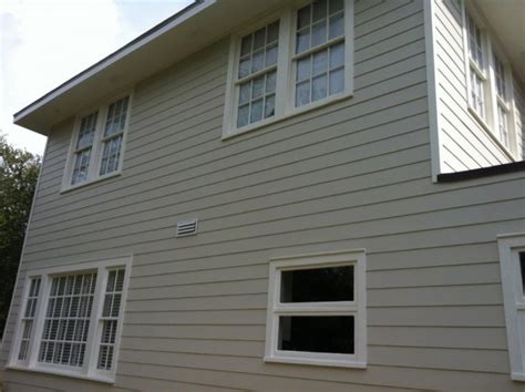Fiber cement siding stays strong and does not appeal to woodpeckers, termites and other pests. Hardie Board Siding in Baton Rouge, LA
