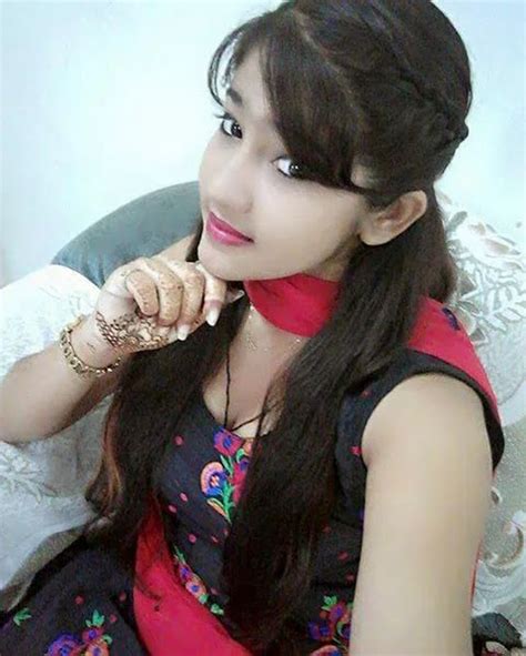Cute Beautiful Indian Girls Pictures