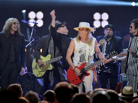 It originally aired on saturday nov. Cheap Trick - Rock and Roll Hall of Fame Induction 2016 - Pictures - CBS News