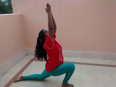 Yoga Teacher Archana Jadhav Yoga At Home In Mumbai Aviyog Group