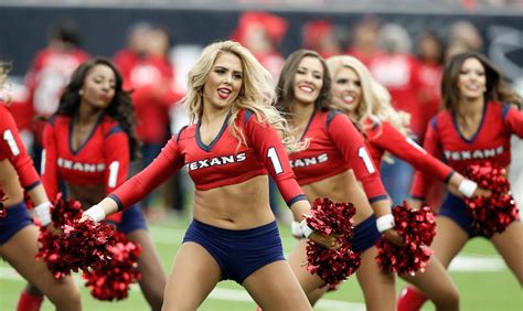 Houston Texans Cheerleader Sues Team For Underpaying 725 Hourly Wage