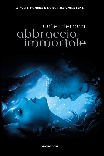 The Book Lover Anteprima Abbraccio Immortale Di Cate Tiernan
